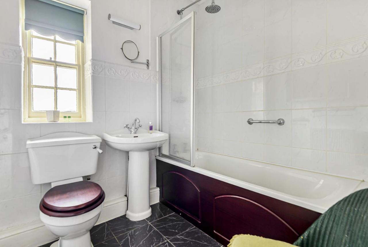 בודמין Roscrea Bed & Breakfast מראה חיצוני תמונה